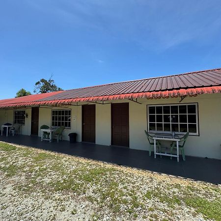 Lan Village Mersing Bagian luar foto
