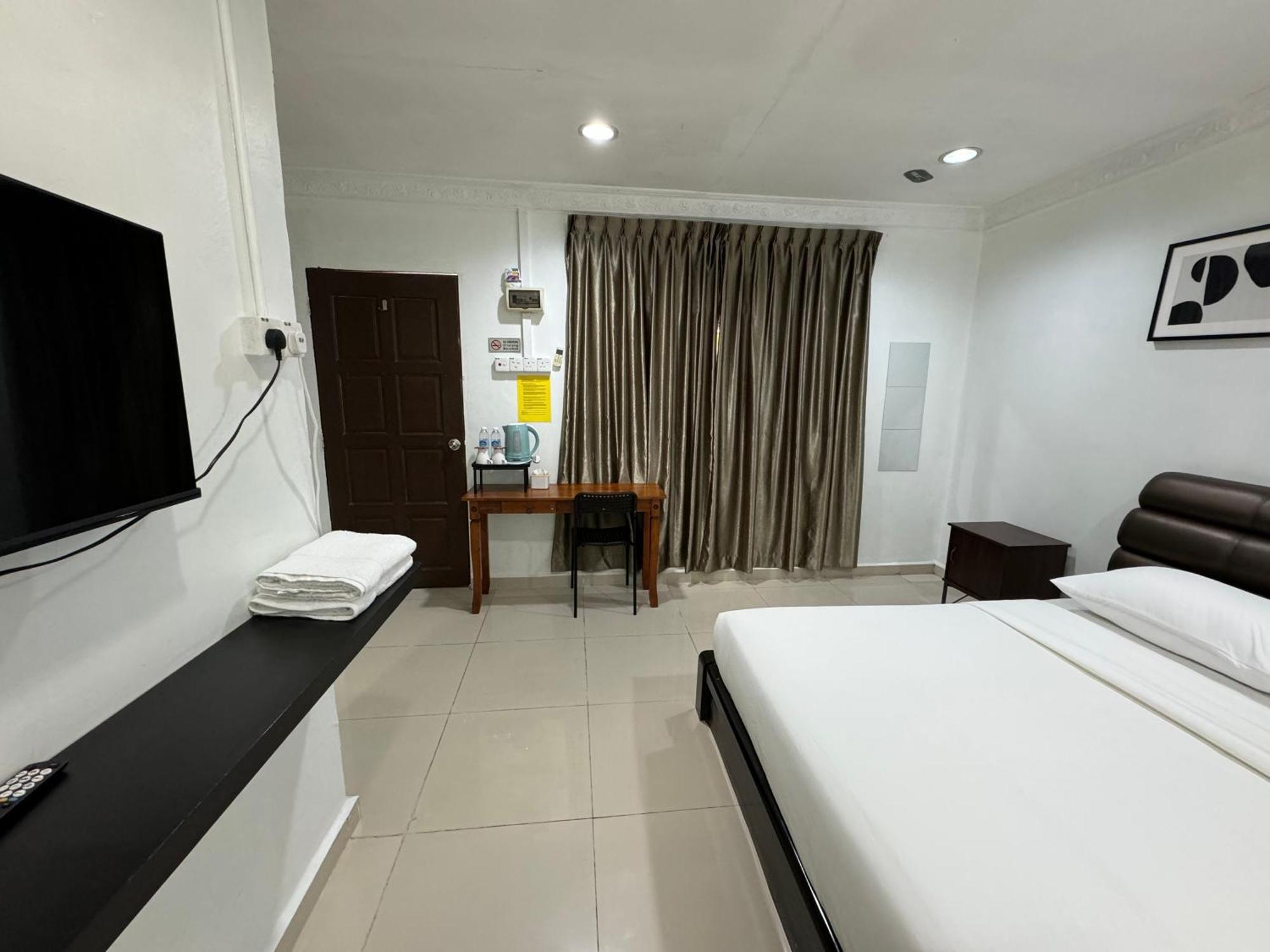 Lan Village Mersing Bagian luar foto